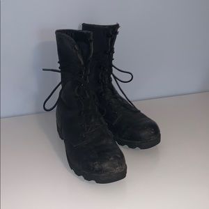 Military boots unisex (m 6.5/ w 8/ eu 38.5)